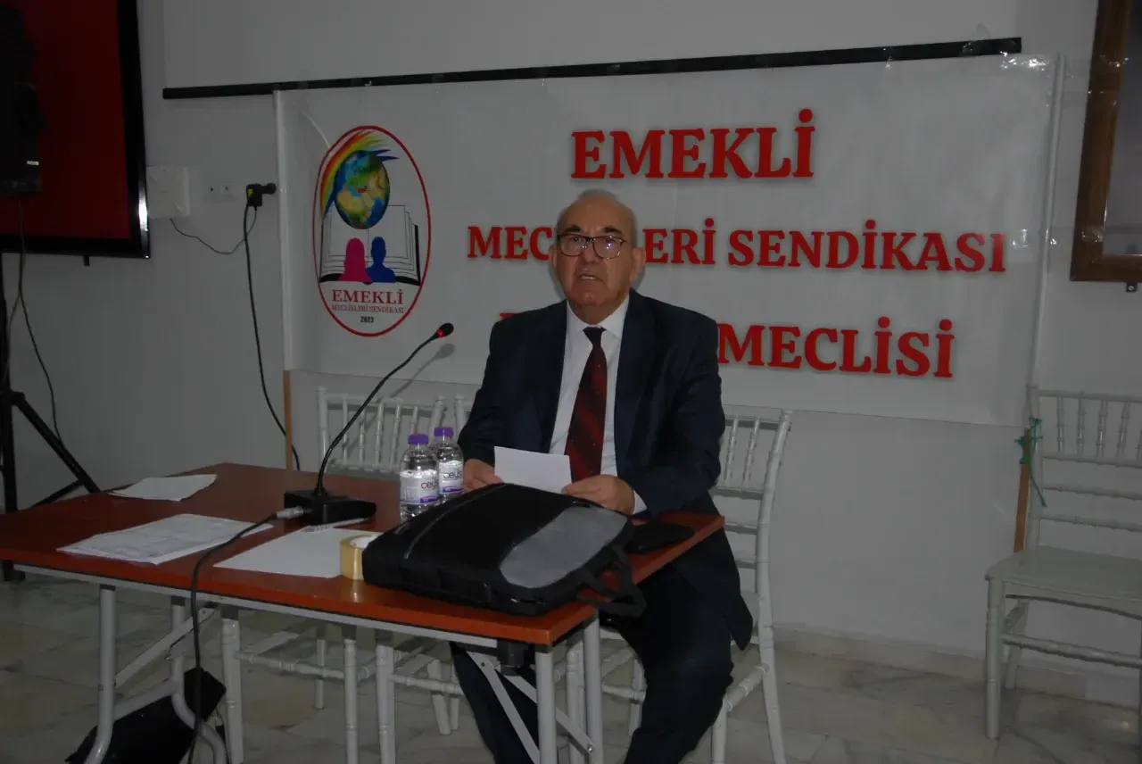 Emeklilikte Sendikalaşmanın Gücü Burdur'da Önemli Konferans! 3