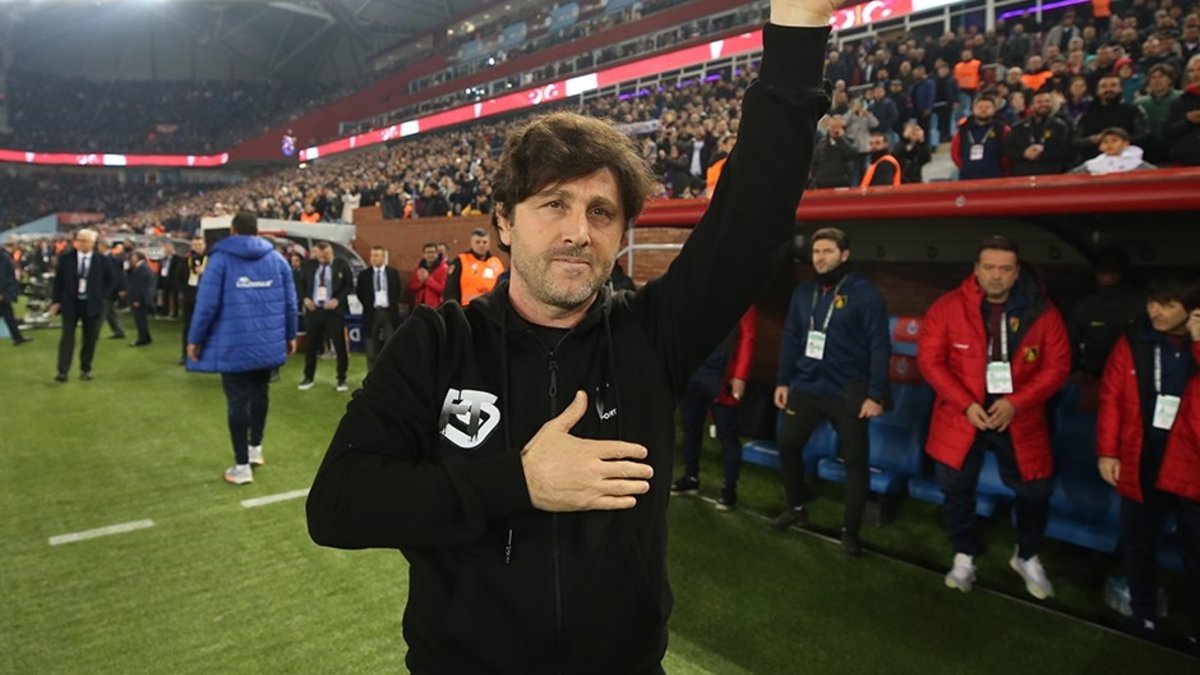 Trabzonspor, yeni hocası Fatih Tekke ile ilk sınavına RAMS Başakşehir deplasmanında çıkıyor.