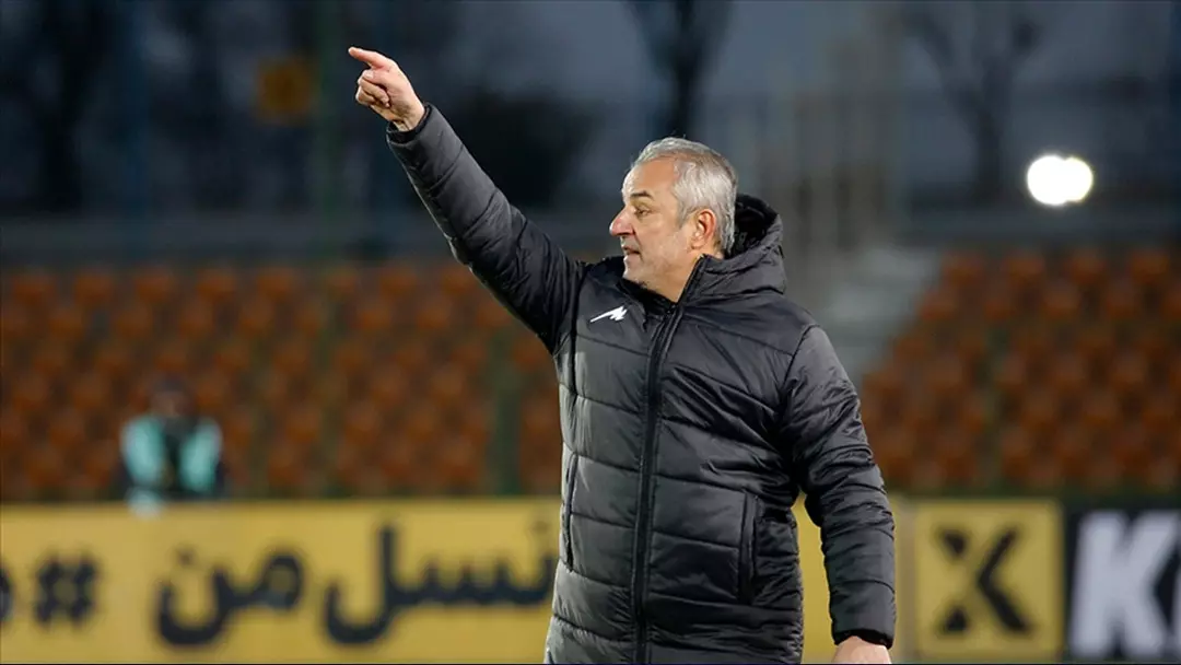 Persepolis, taraftarı önünde ağırladığı Sepahan’a 2-0 yenildi.