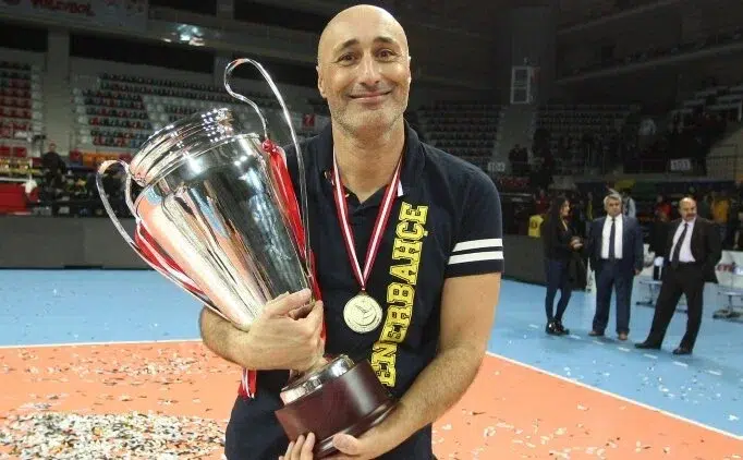 VakıfBank’a kaybedilen finalin ardından Fenerbahçe’de Marcello Abbondanza’nın geleceği netleşiyor