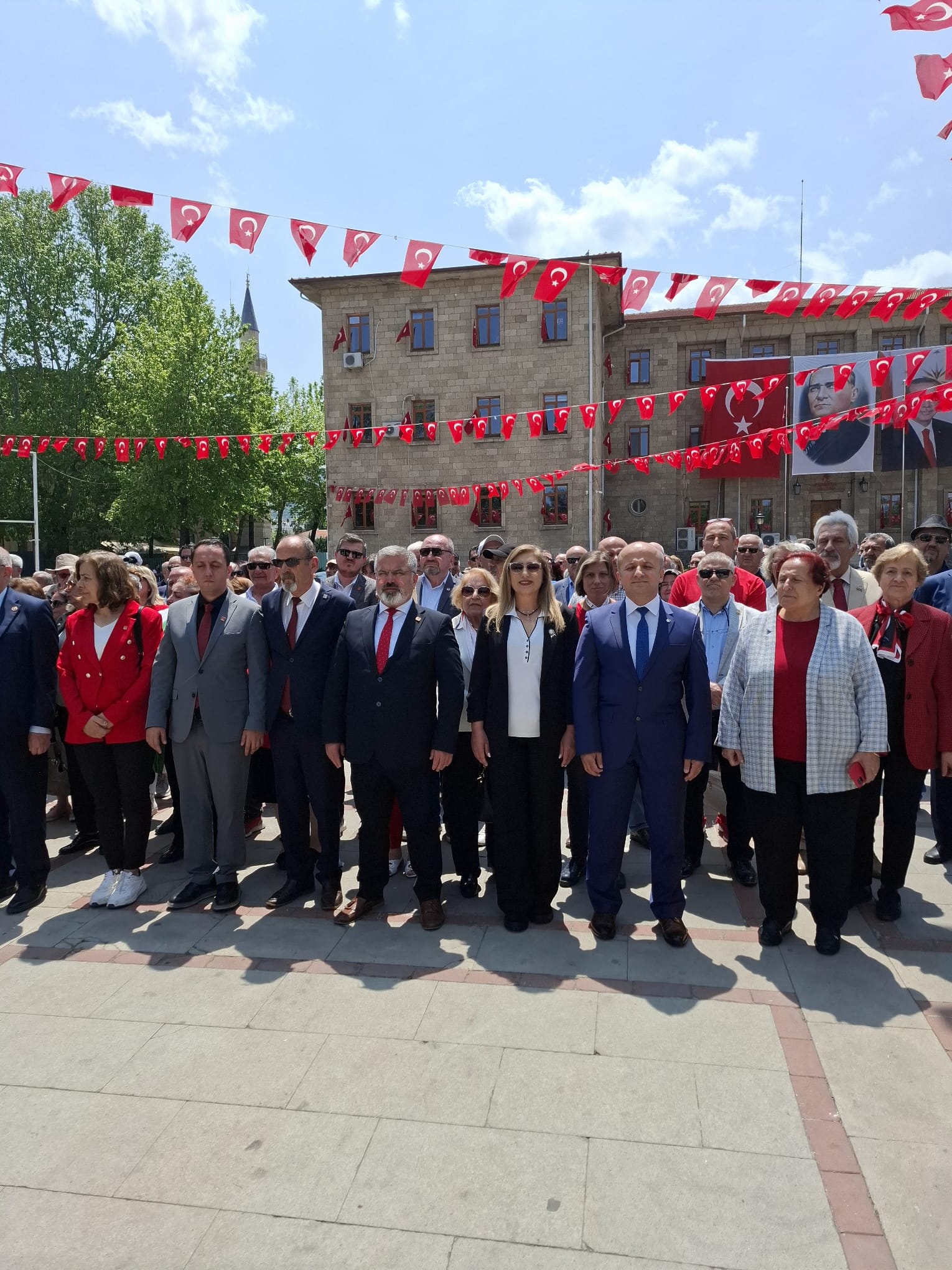 Asla Ayrılmayacağız (4)