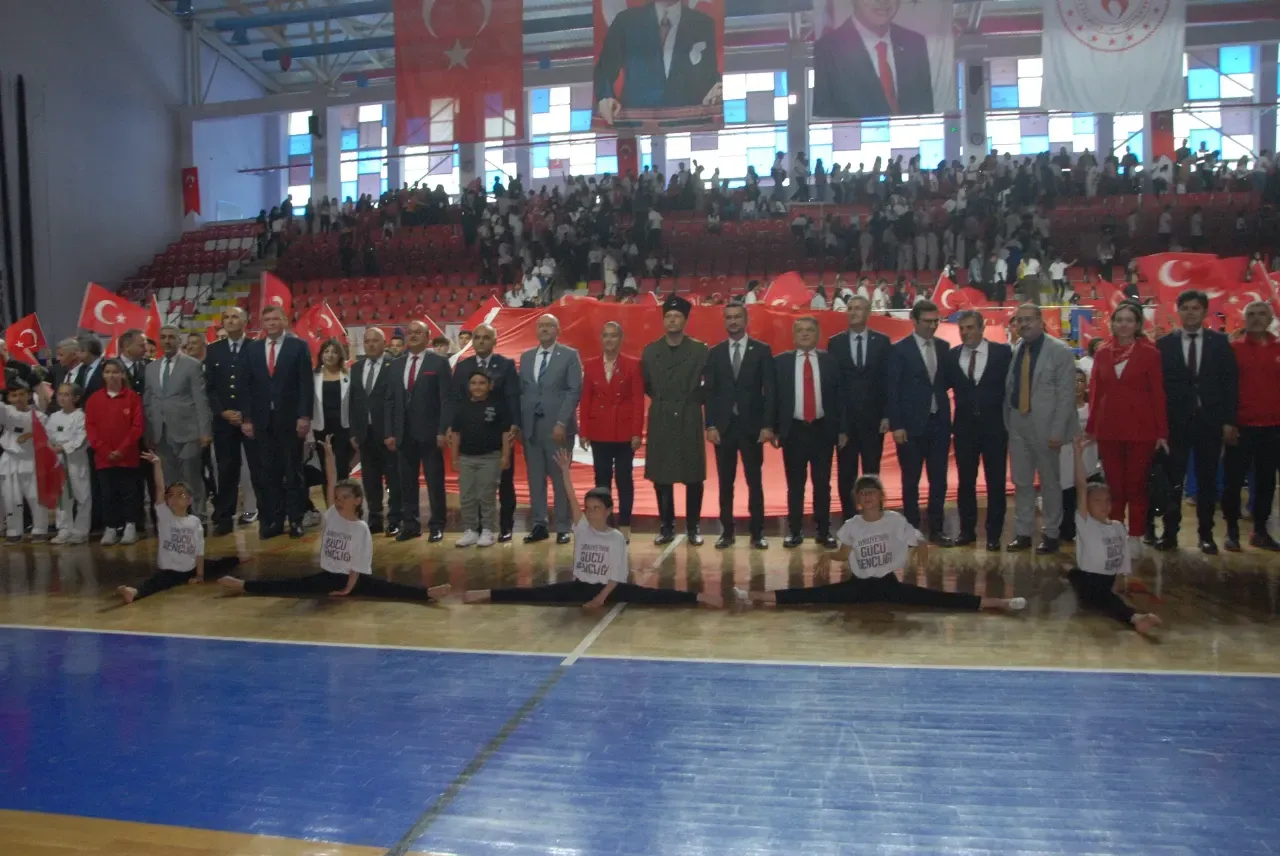 Atatürk’ün Emaneti Gençlerle Yaşatılıyor 1