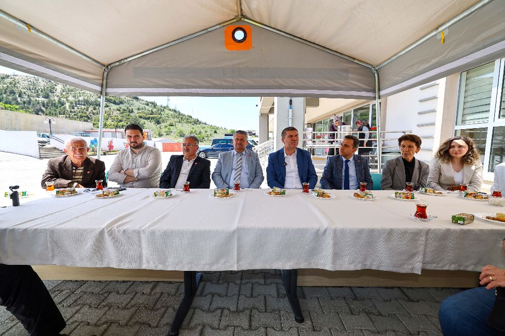 Başkan Ercengiz’den Huzurevi Ziyareti 1