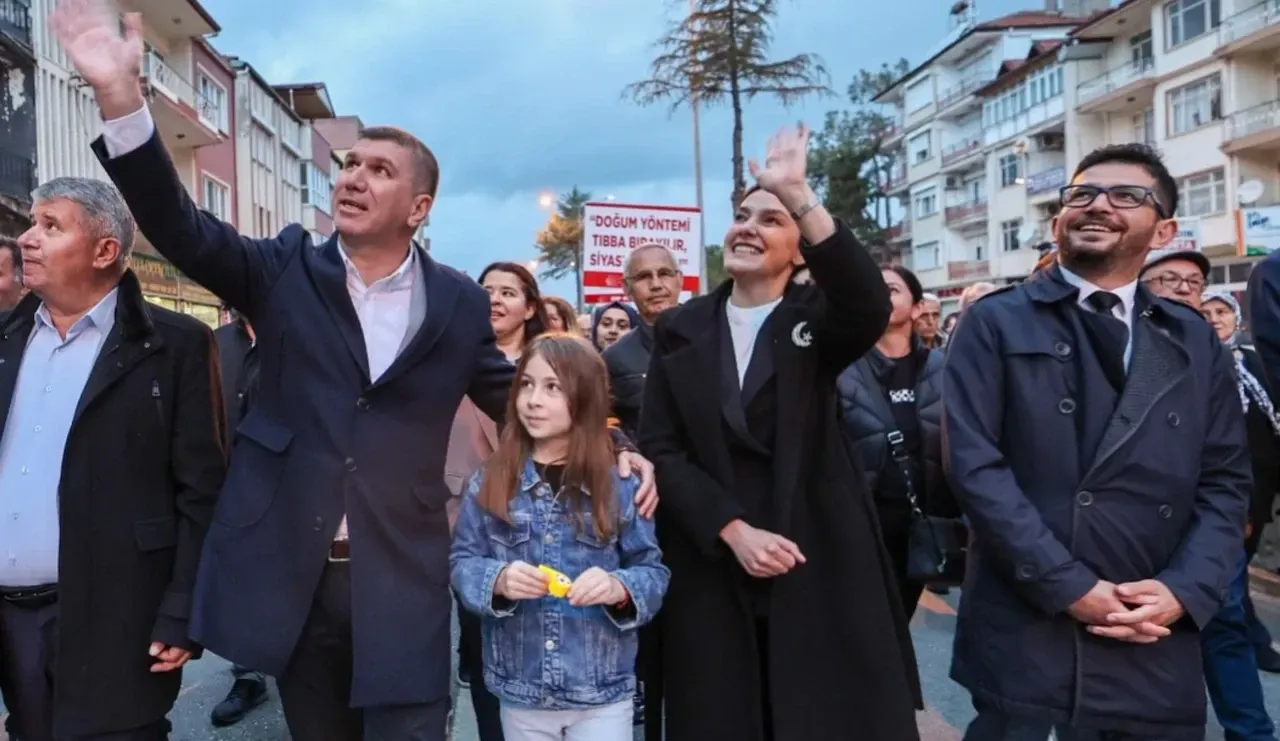 Bucak’ta Tarihi Gün İlk Kez 1 Mayıs İşçi Bayramı Kutlandı! 3
