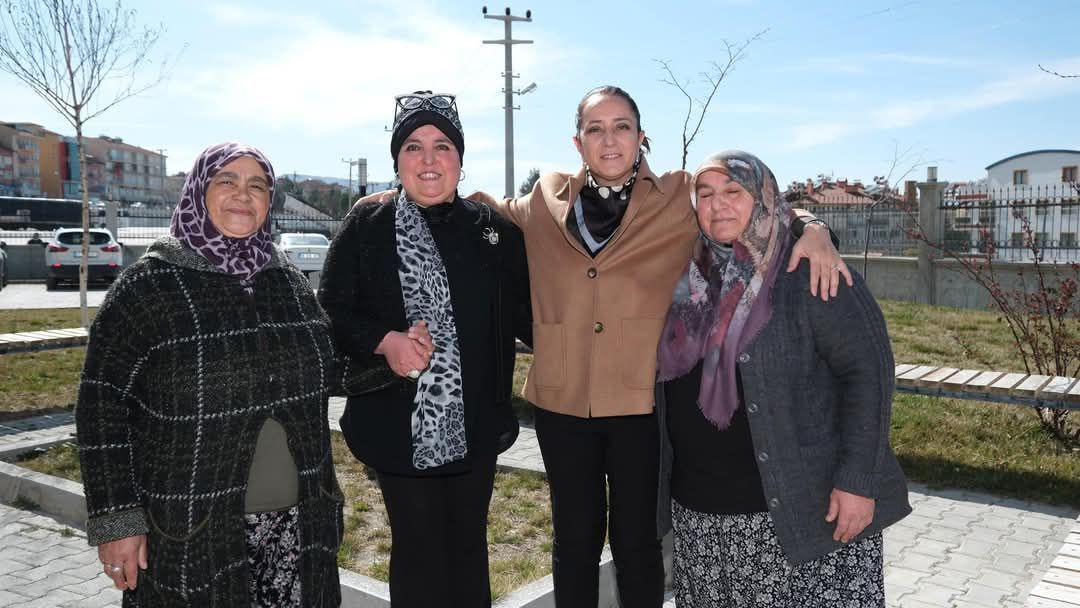 Burdur’da Anneler Günü Etkinliklerine Yoğun İlgi! 2