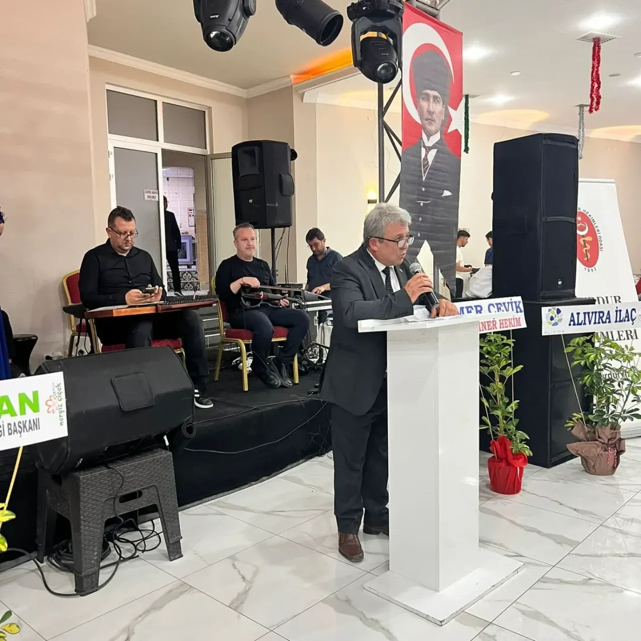 Burdur’da Veteriner Hekimler Baloda Bir Araya Geldi 2