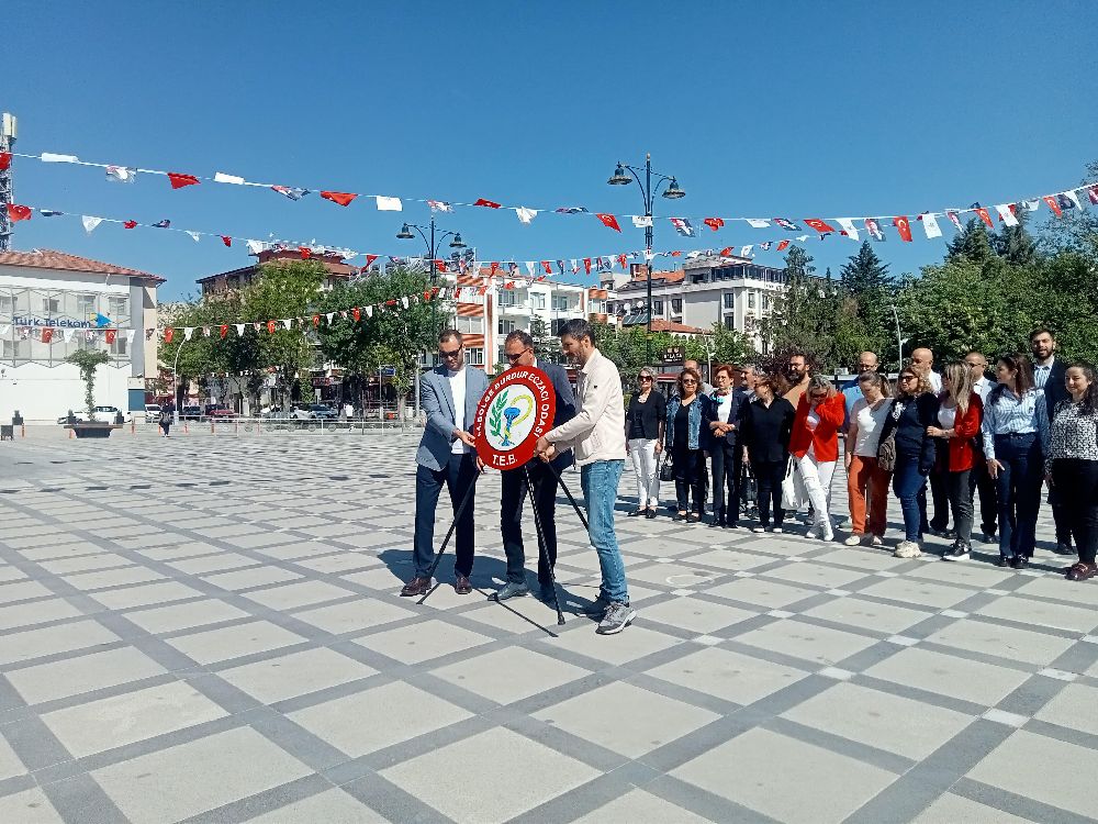 Eczacılık Mesleğinin 186. Yılı Burdur’da Törenle Kutlandı 3