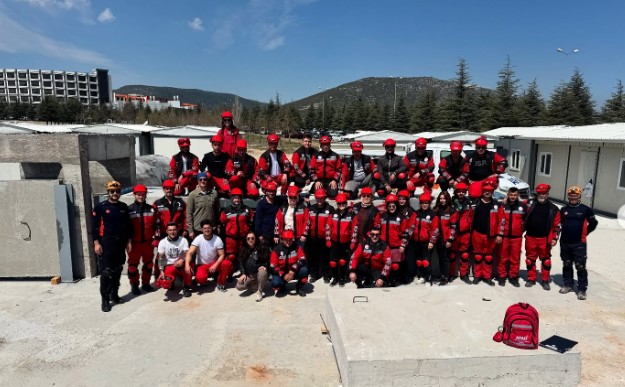 Isparta'da Kamu Kurumları Arasında İlk Akredite Gönüllü Arama Kurtarma Ekibi Kuruldu (1)