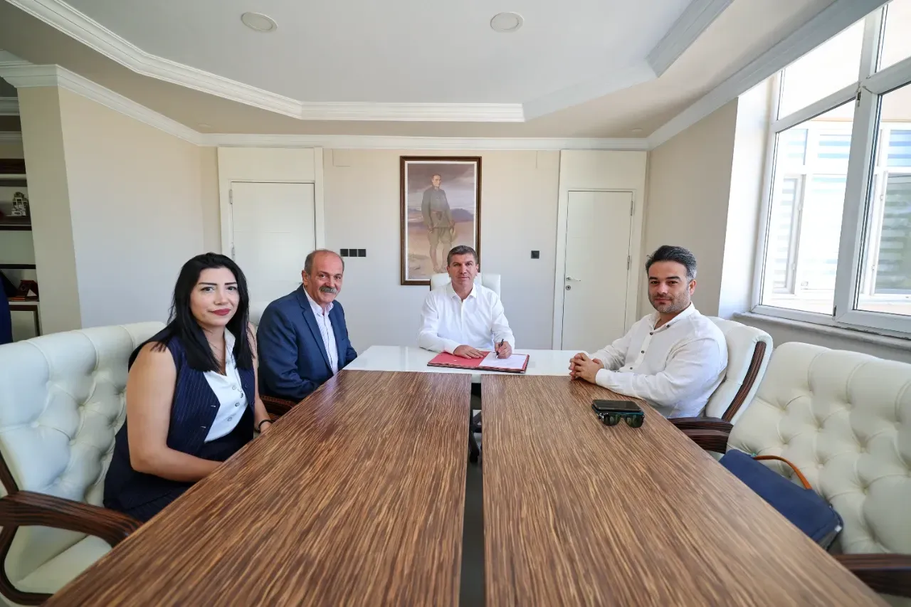 Kullanılmış Kıyafetler Çöpe Değil Kumbaraya! 1