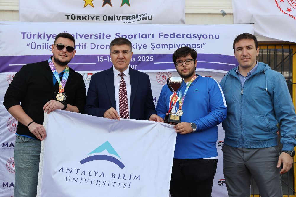 Makü'de Drone Yarışları Nefes Kesti 2