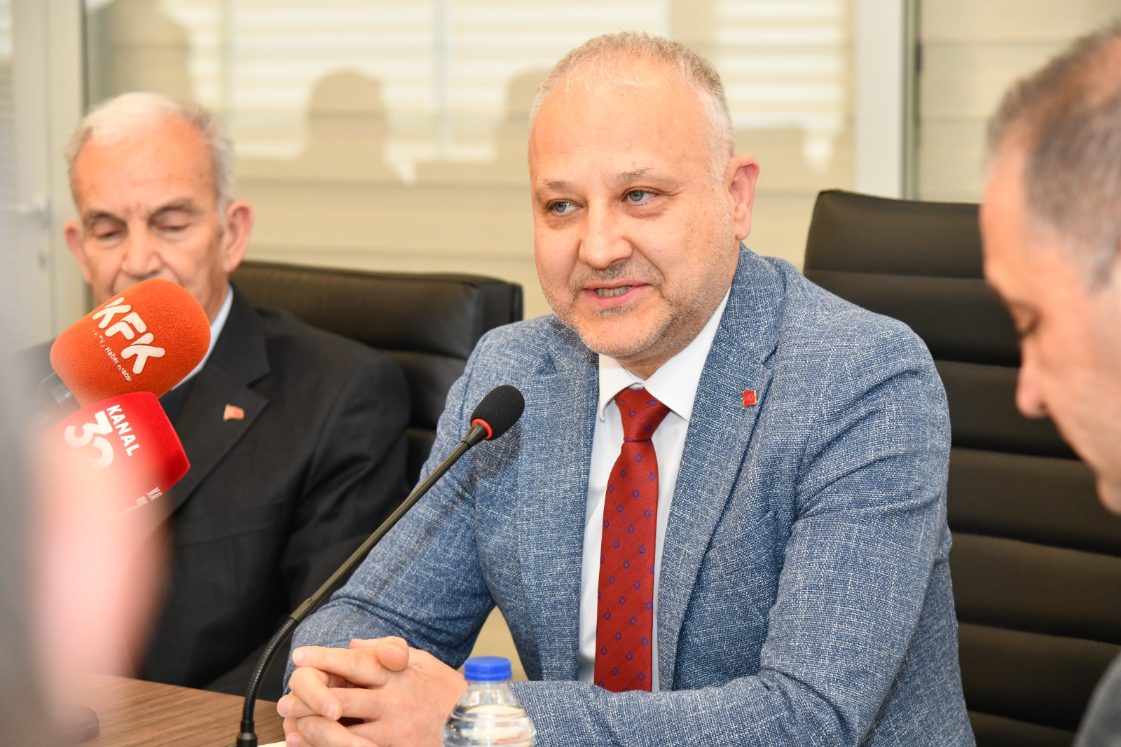 Sdü R Yardımcısı