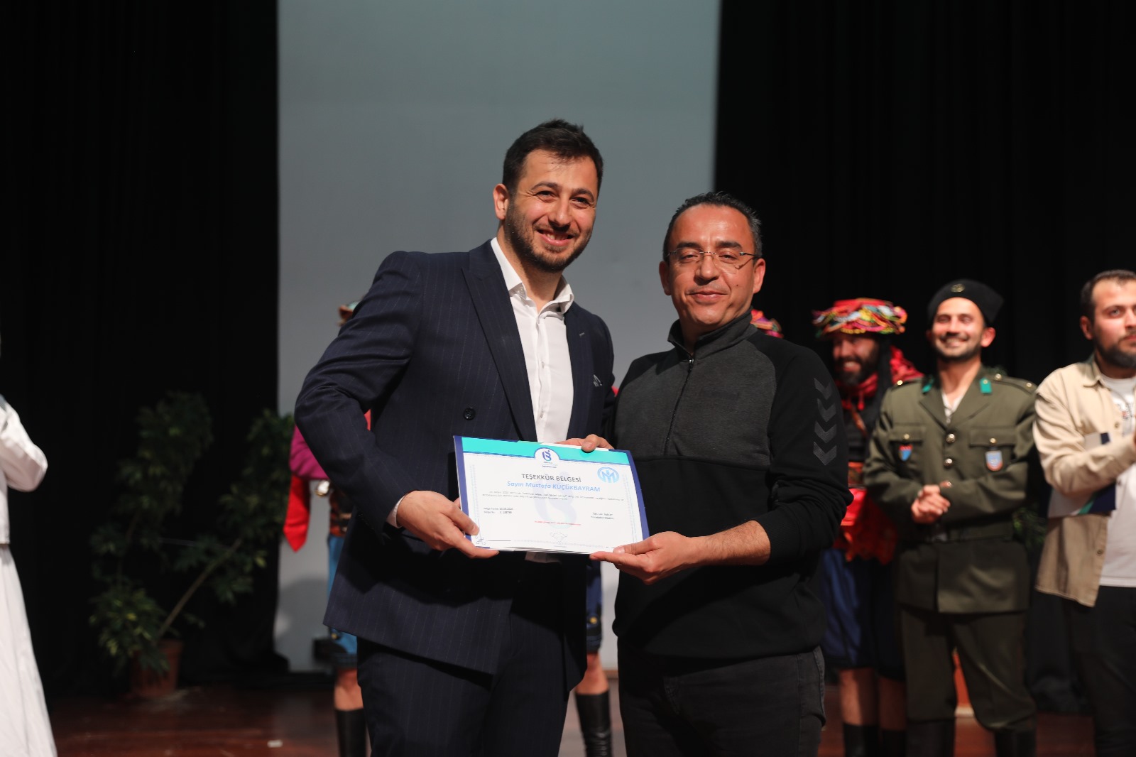 Şi̇i̇r Gecesi̇5