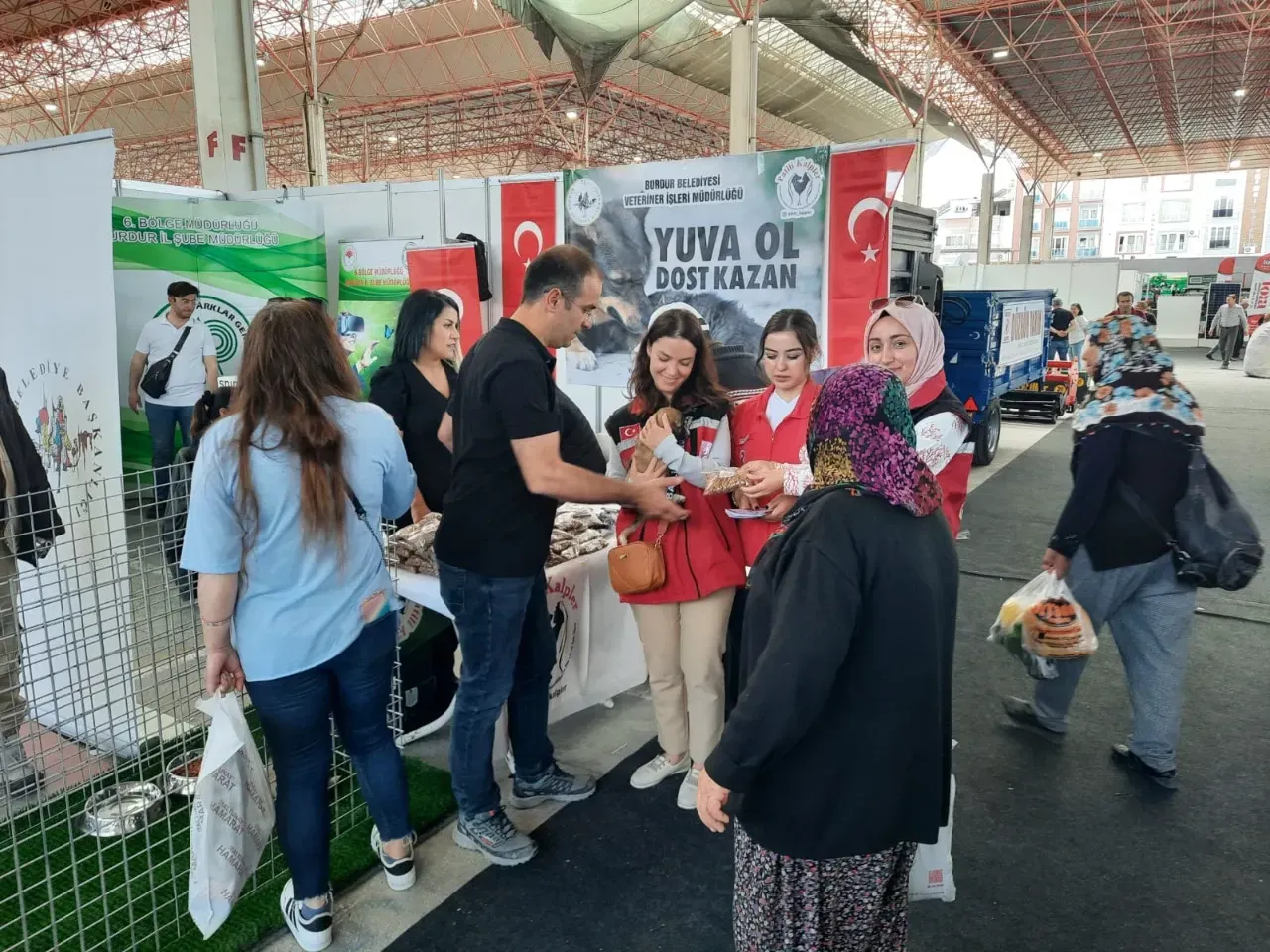 Sokak Hayvanları İçin Umut Standı 2