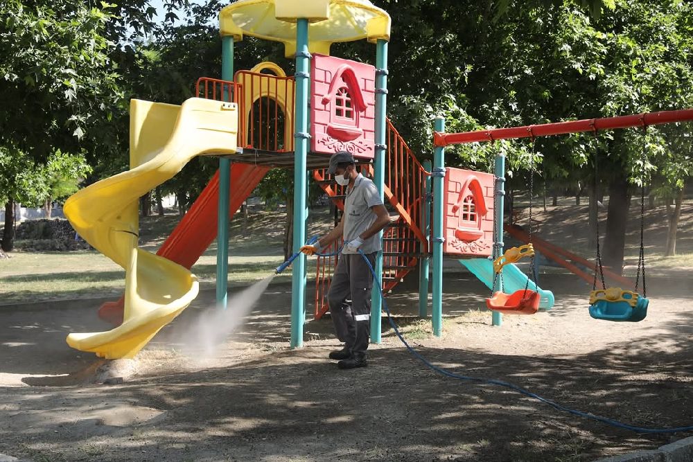 Bucak Belediyesi’nden Haşere Alarmı! 4