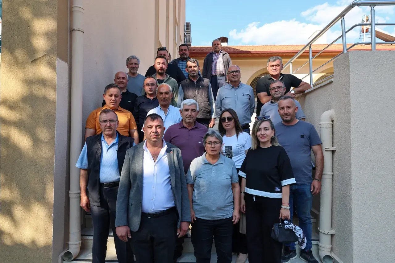 Burdur Muhtarlar Derneği'ne Genç Nefes! 1