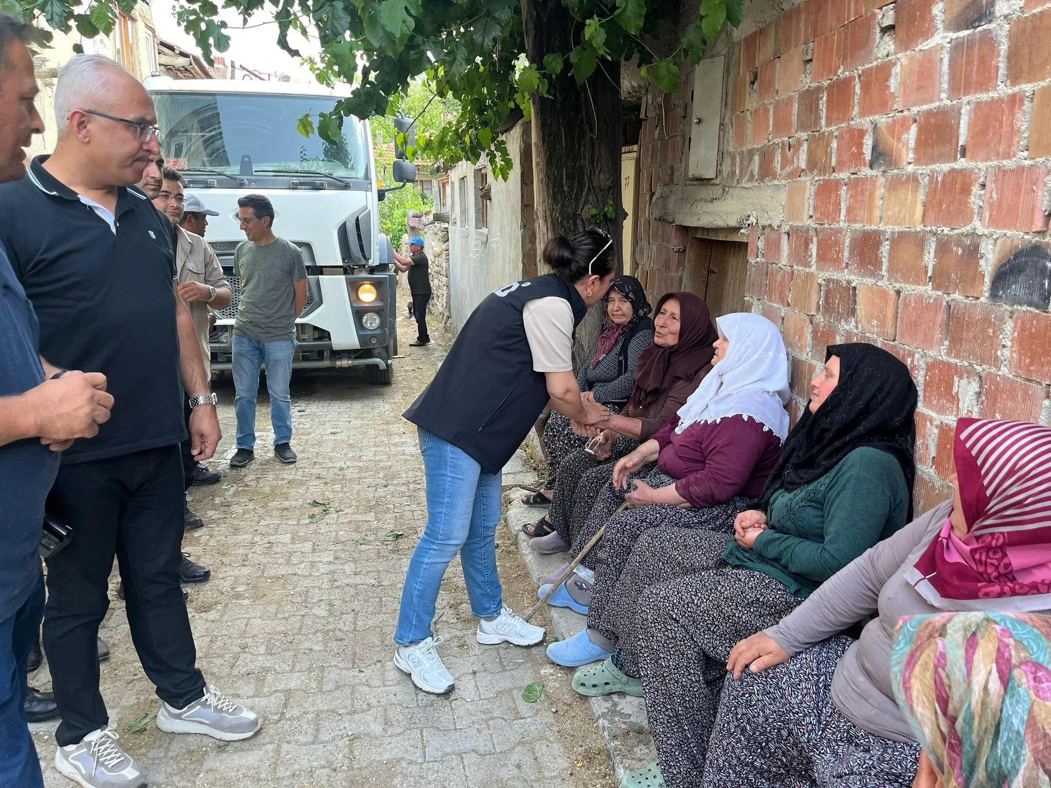 Burdur Valisi Tülay Baydar Bilgihan, Yangın Bölgesinde İncelemelerde Bulundu 2