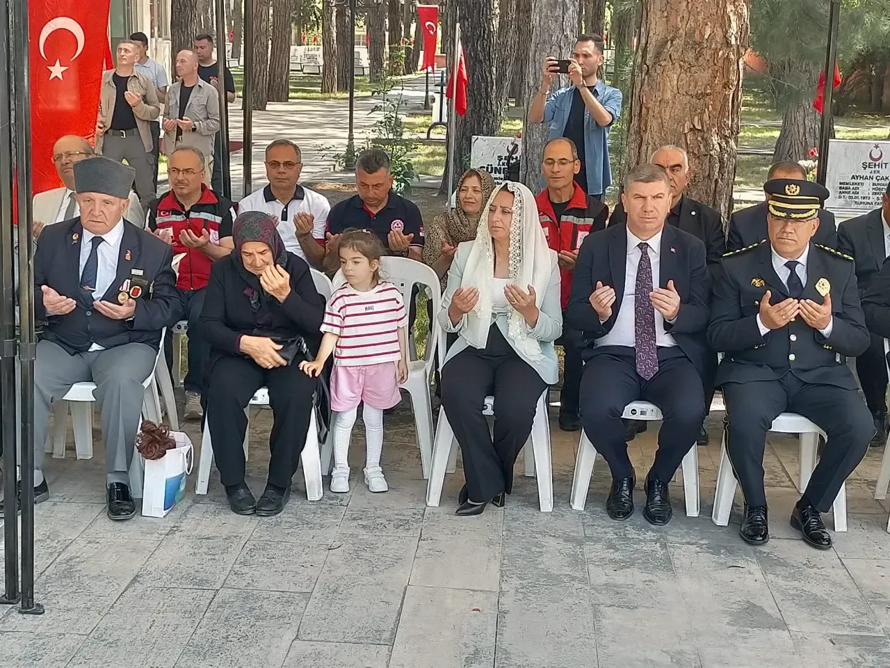 Burdur’da Aziz Şehitler Unutulmadı! Bayram Öncesi Anlamlı Ziyaret 1