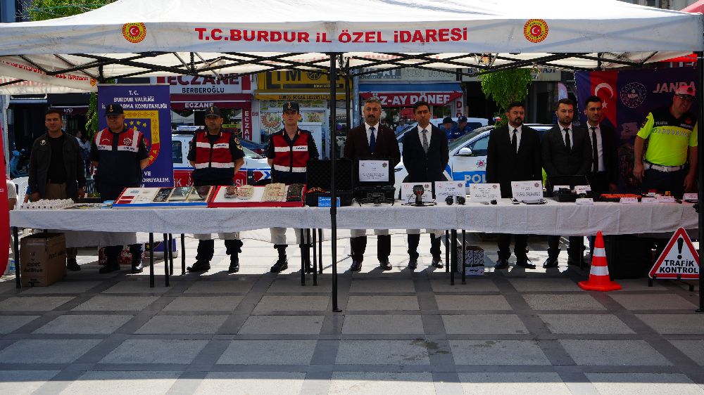 Cumhuriyet Meydanı’nda Gurur Anı Jandarma 186 Yaşında! 4