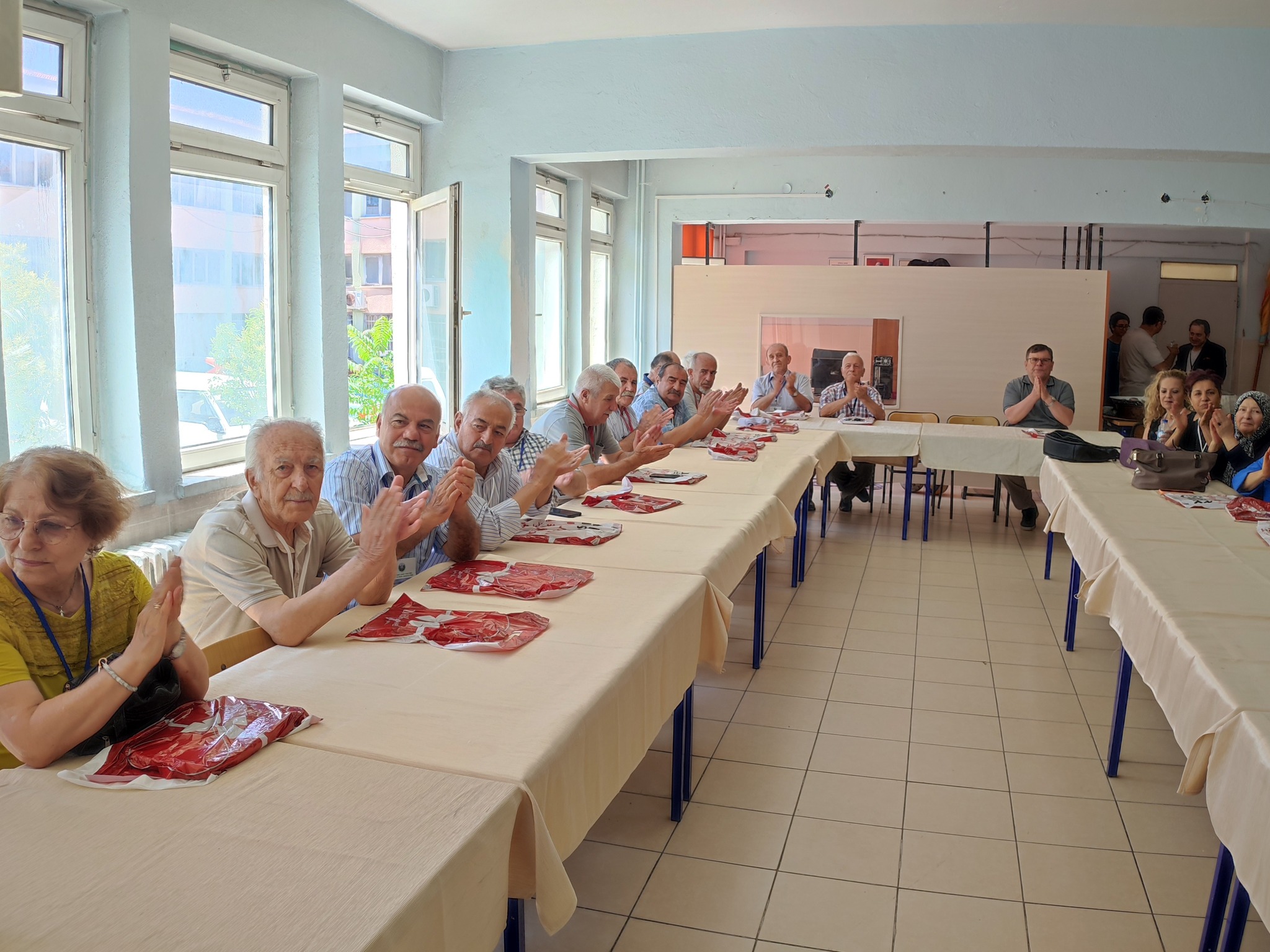 “Emek Verenlere Vefa” Buluşması Duygulandırdı (2)