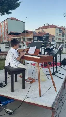 Gölhisar’da Müzik Dolu Gece! 2