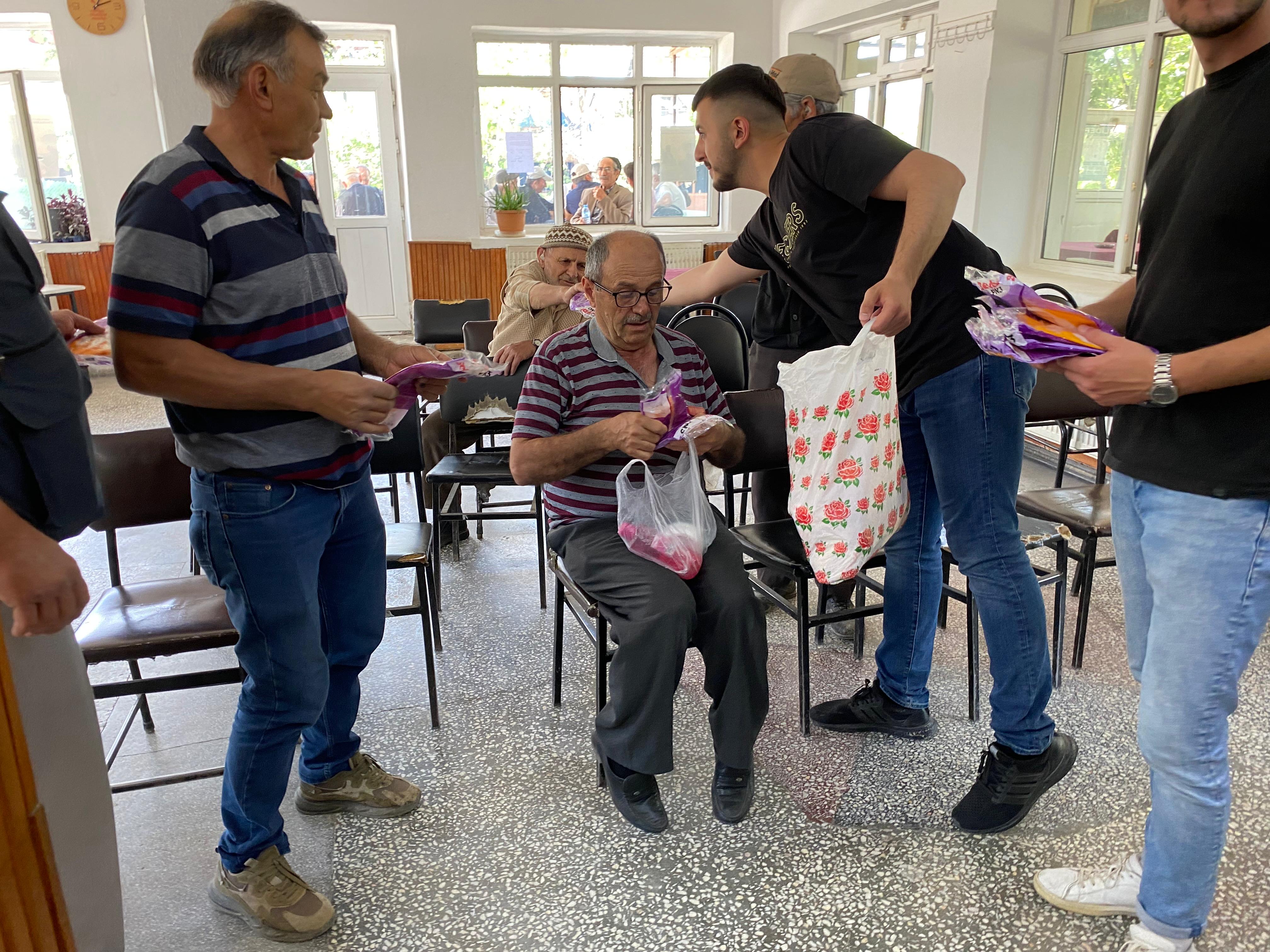 İletişim Fakültesi Öğrencilerinden Kırsalda Üç Aşamalı Sosyal Sorumluluk Projesi (1)-1