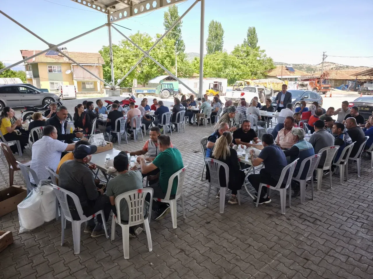 Kurban Bayramı Öncesi Anlamlı Buluşma Yeşilova Belediyesi Bayramlaştı 3