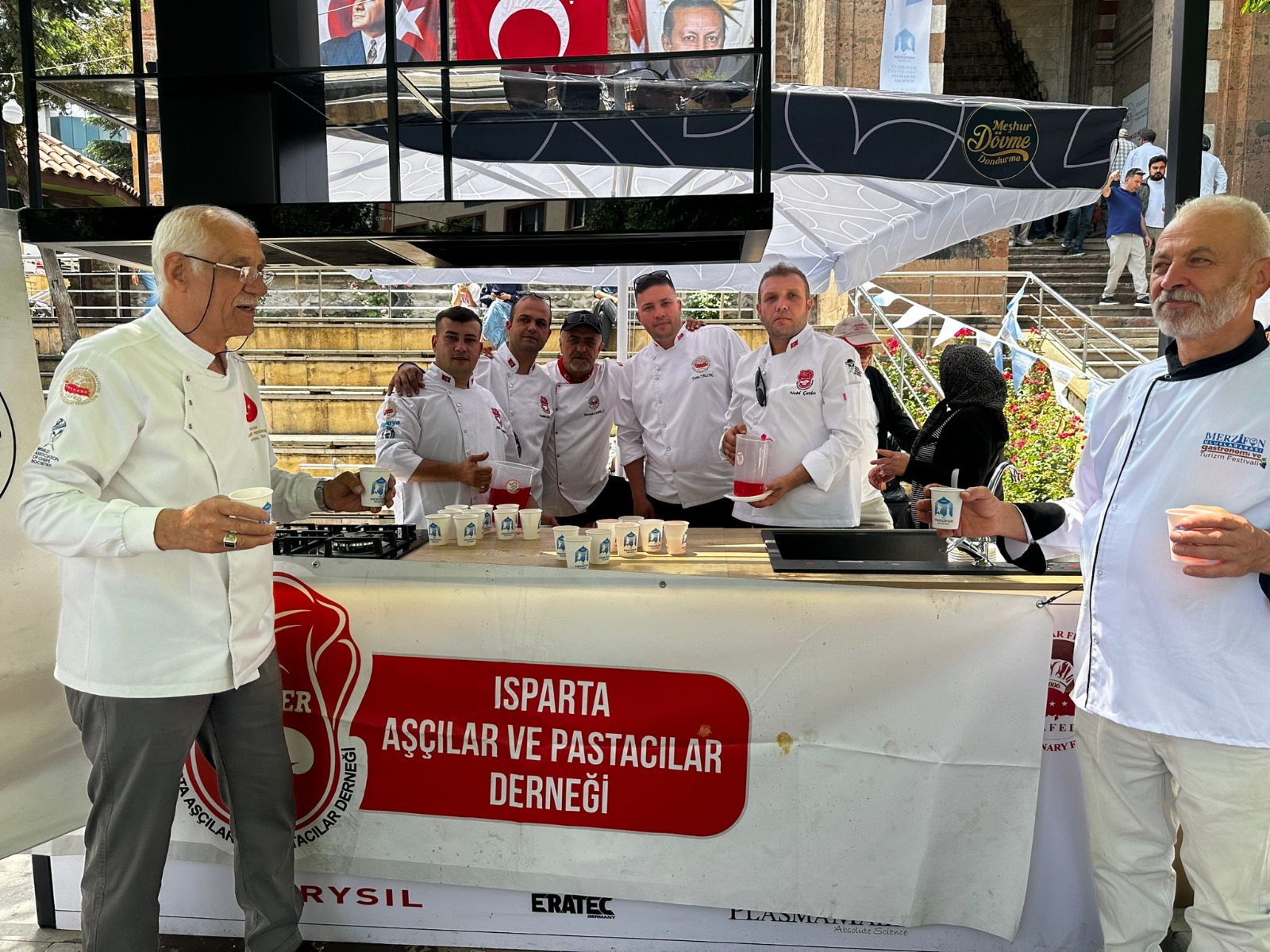 Merzi̇fon’u Büyüledi̇ (1)