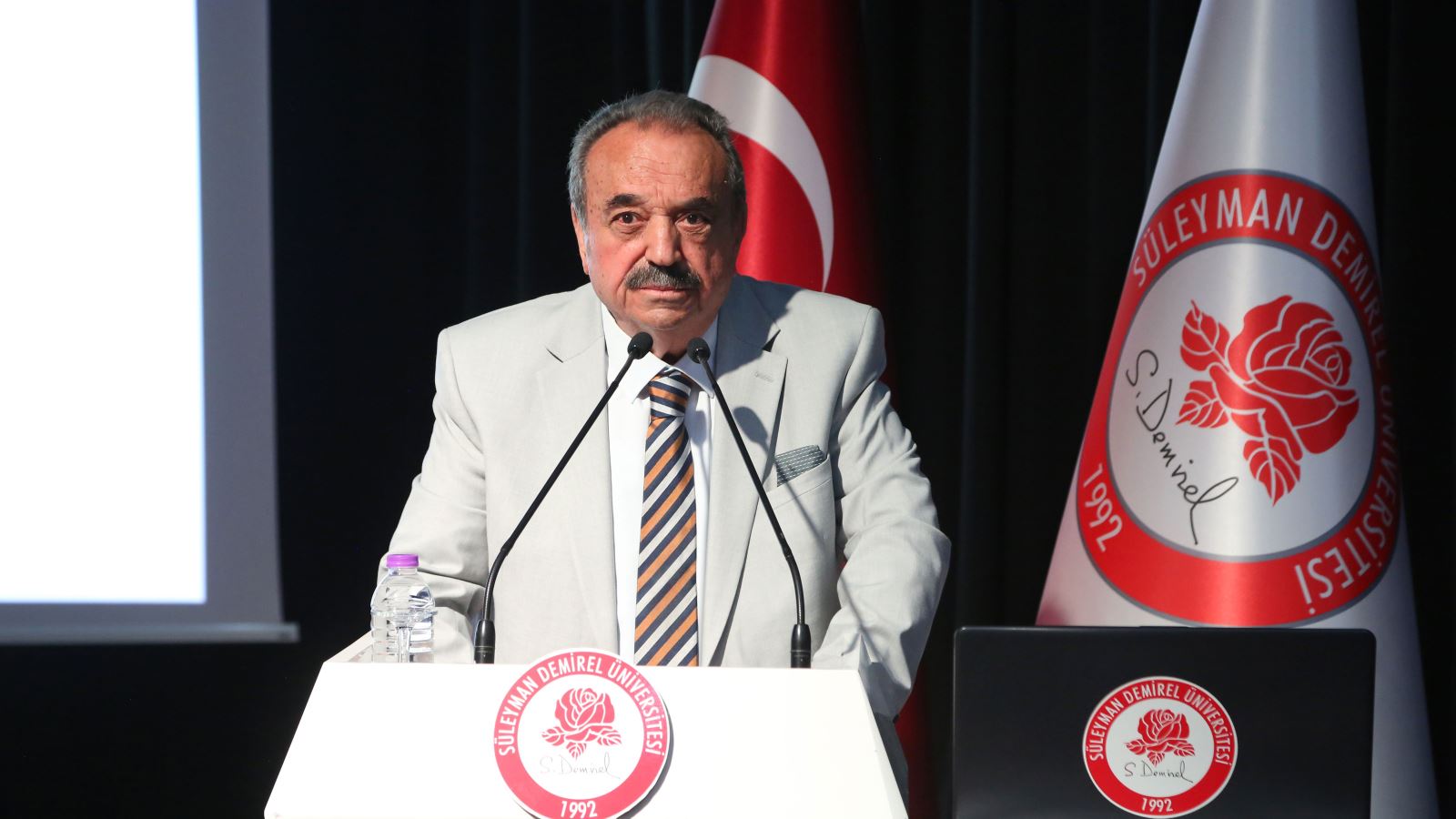 Prof. Dr. İlber Ortayli (6)