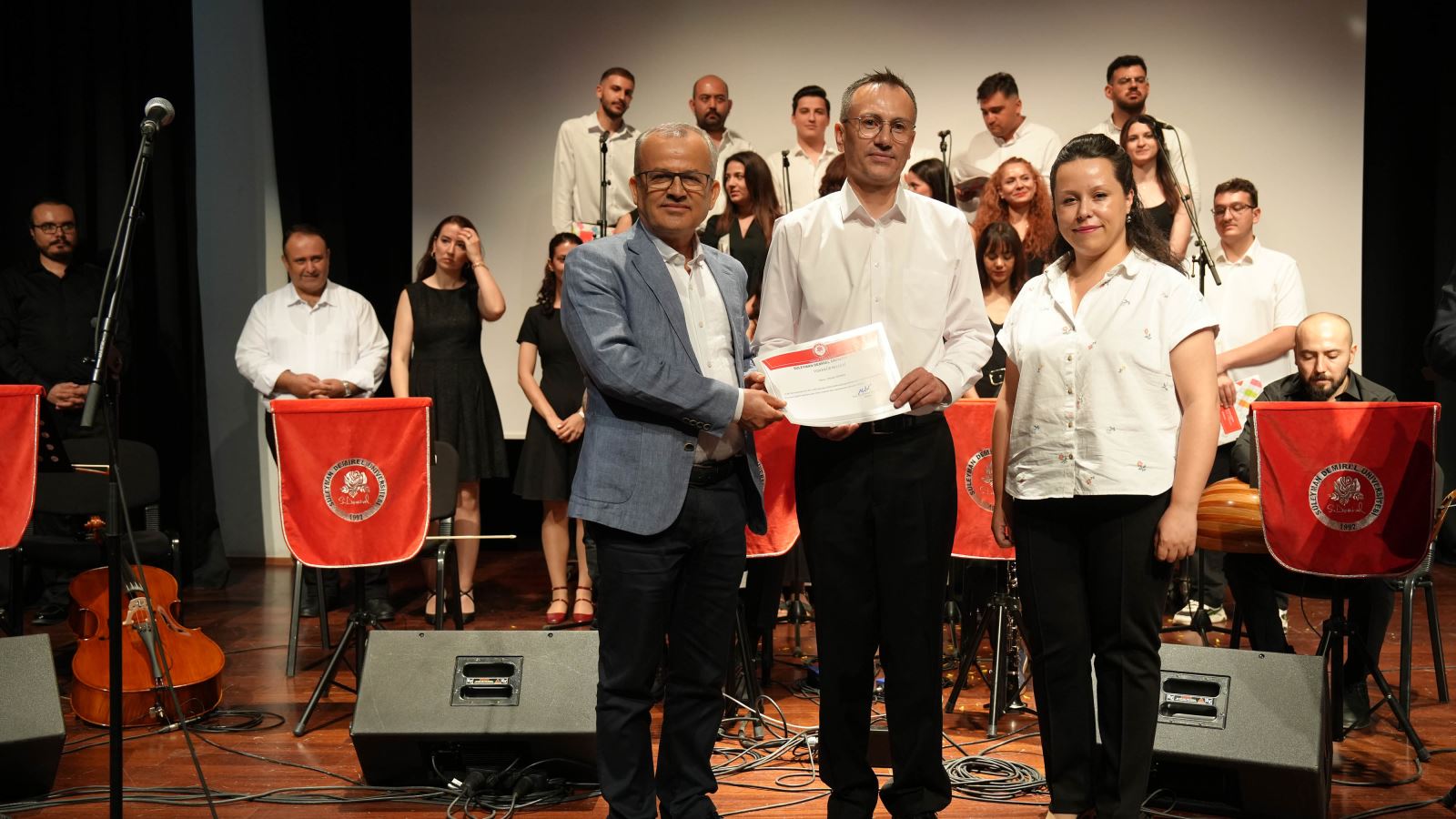 Sanatseverlerden Tam Not Aldi (5)