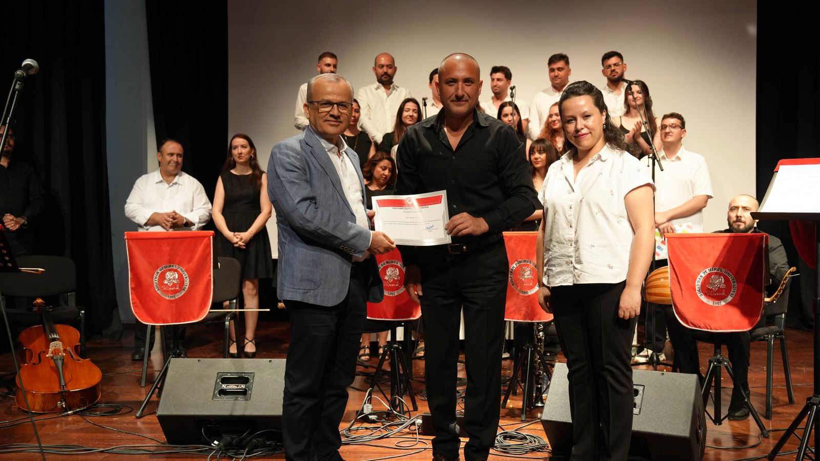 Sanatseverlerden Tam Not Aldi (6)