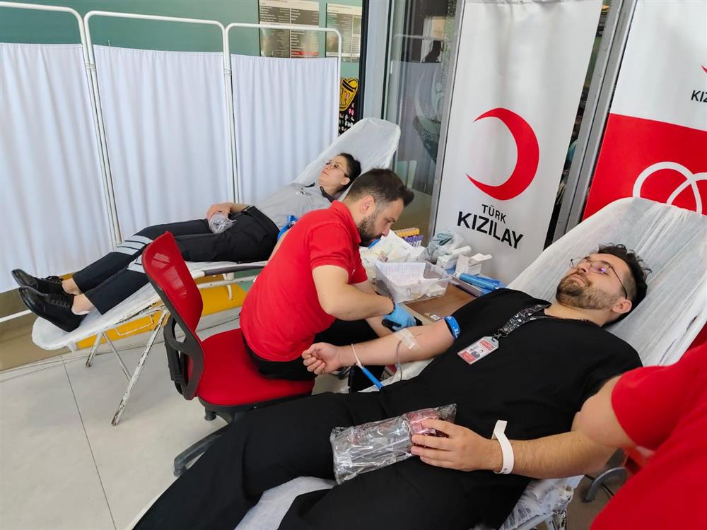 Sparta Şehir Hastanesi Kan Bağışının İnsan Hayatı İçin Taşıdığı Öneme Dikkat Çekti (3)