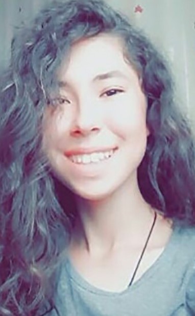 Zeynep İki Gündür Kayıp Ai̇lesi̇ Gözyaşlari İçi̇nde Yardim Bekli̇yor (2)