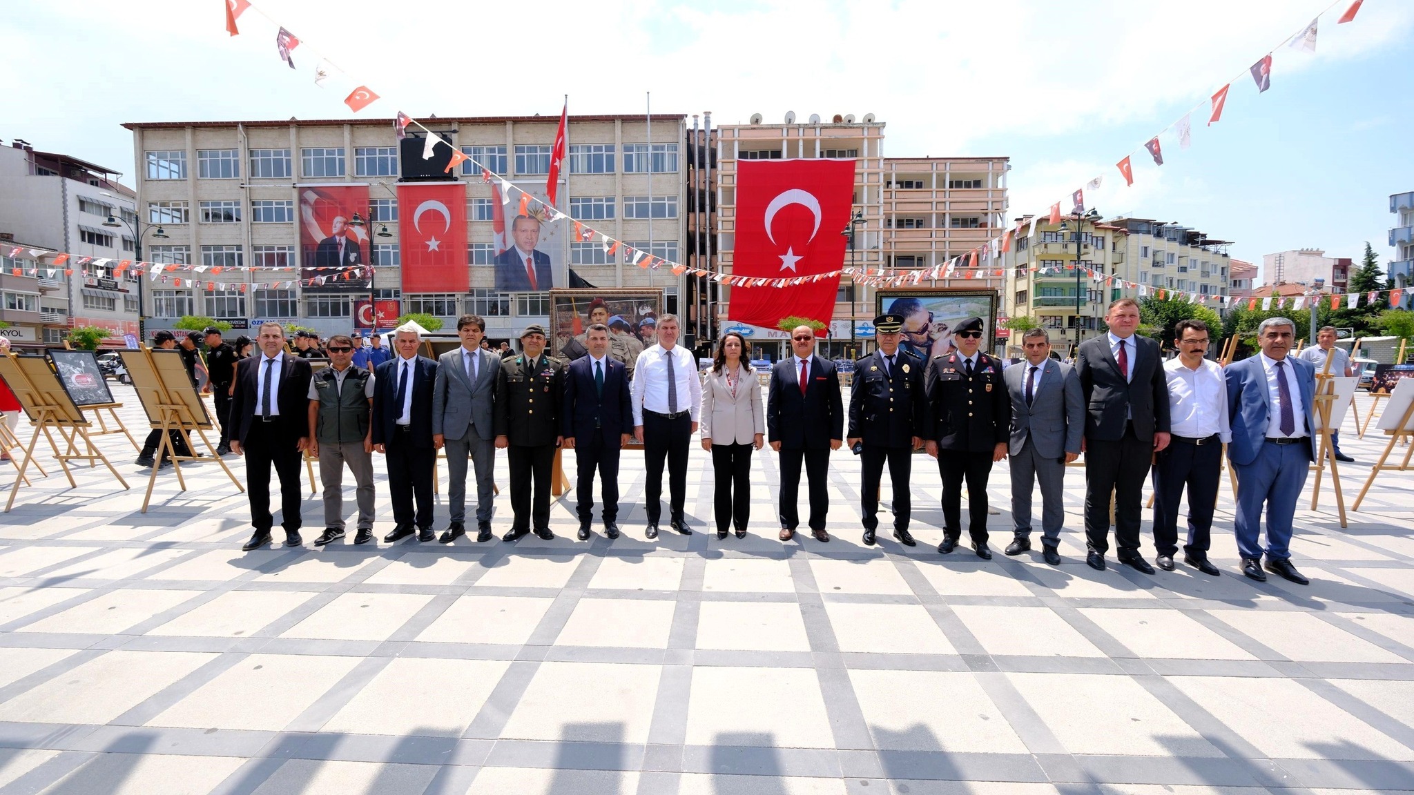 15 Temmuz’un Unutulmaz Kareleri Burdur’da Sergilendi! 3