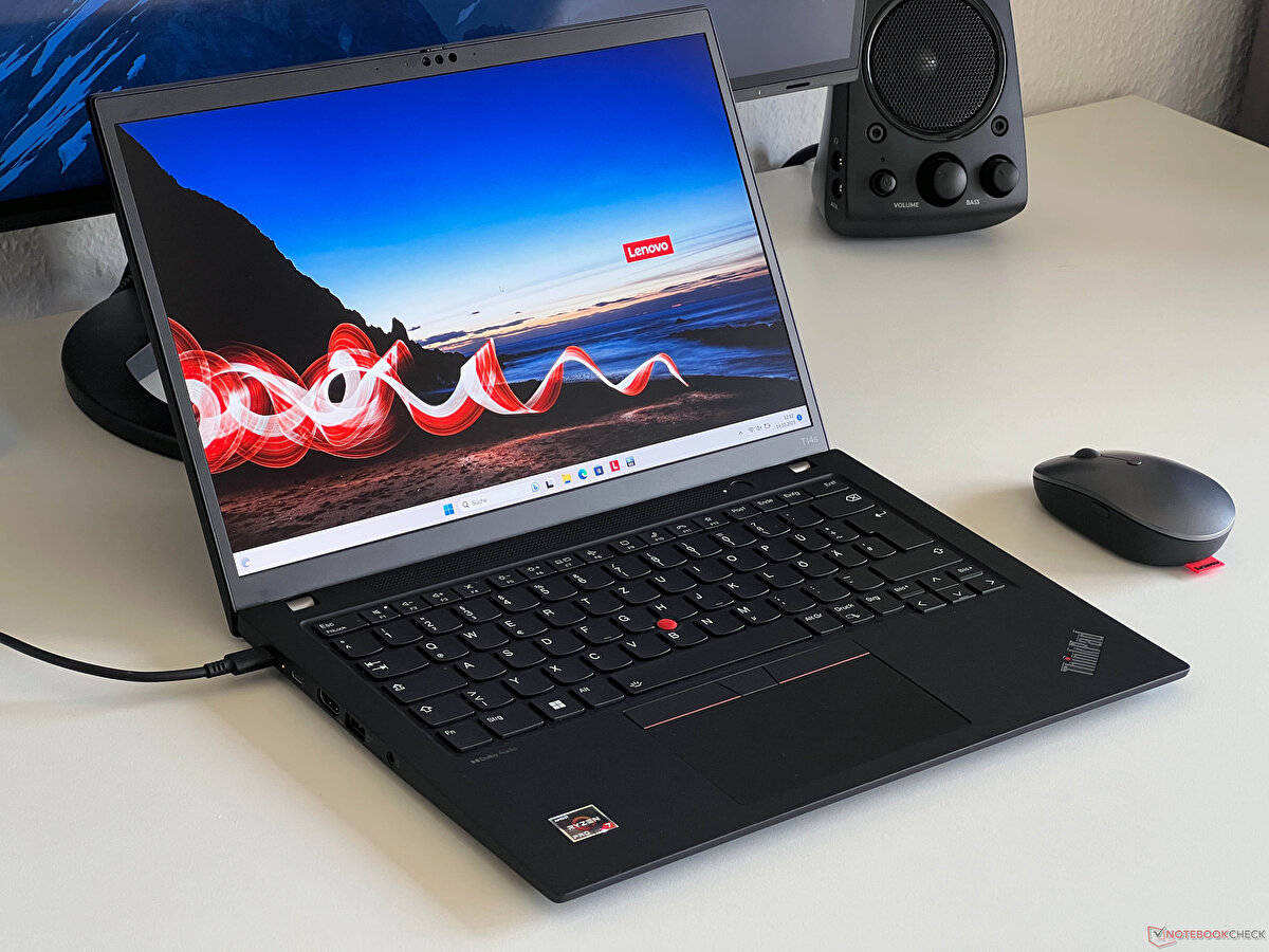 4. Lenovo Thinkpad T14S