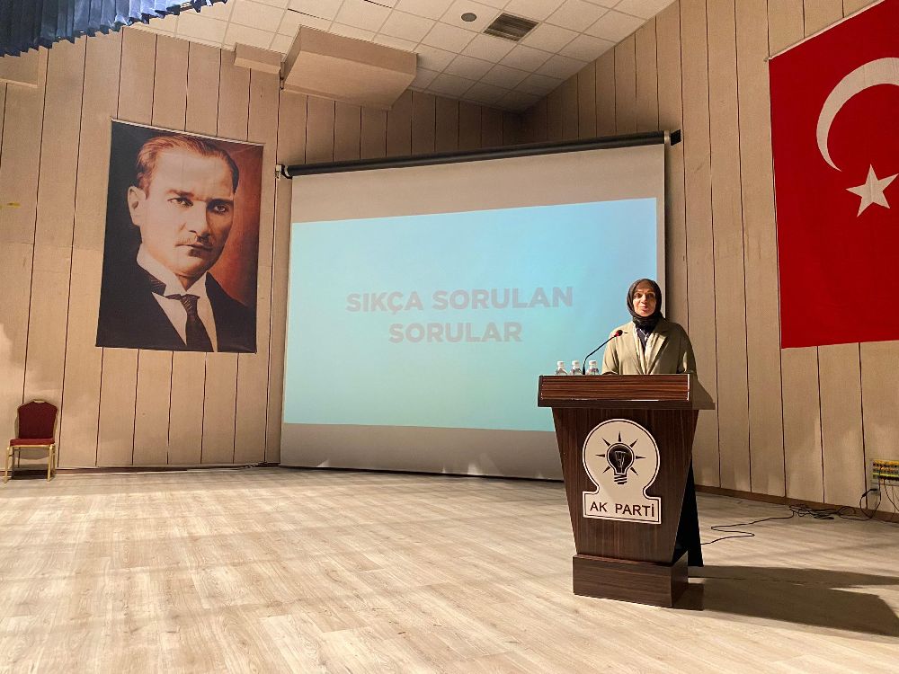 Ak Parti Burdur Teşkilatı Eğitimde Buluştu! 2