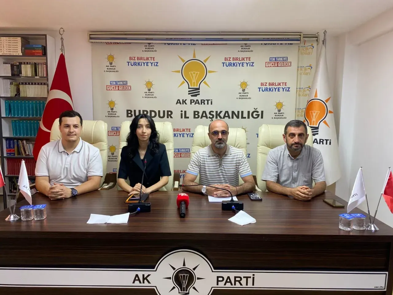 Ak Parti Burdur Teşkilatından Teröre Bayraklı Mesaj Bu Bir Duruş! 1