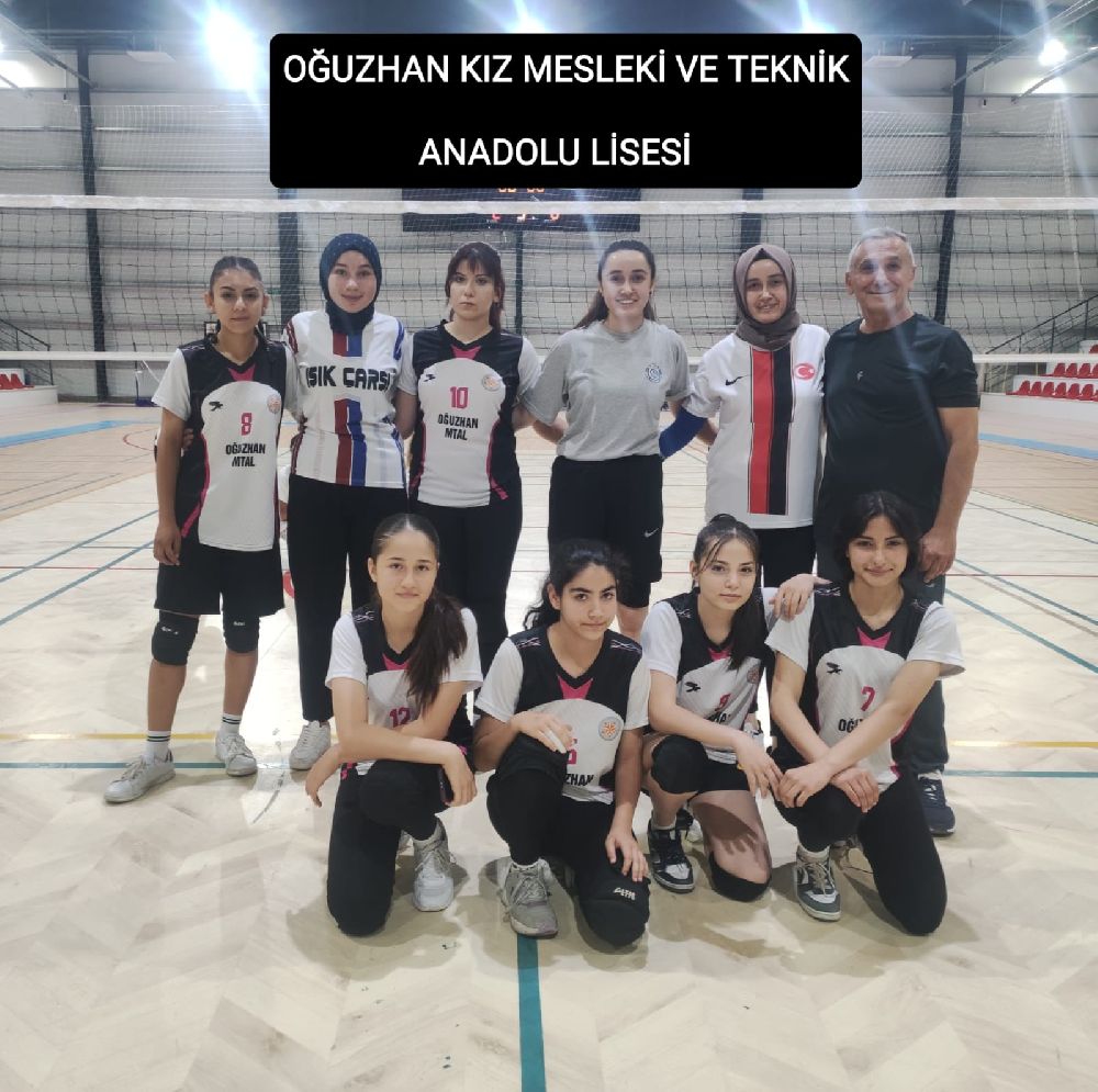 Bucak’ta Voleybol Finali Nefes Kesecek! Şampiyonlar Belli Oluyor 2