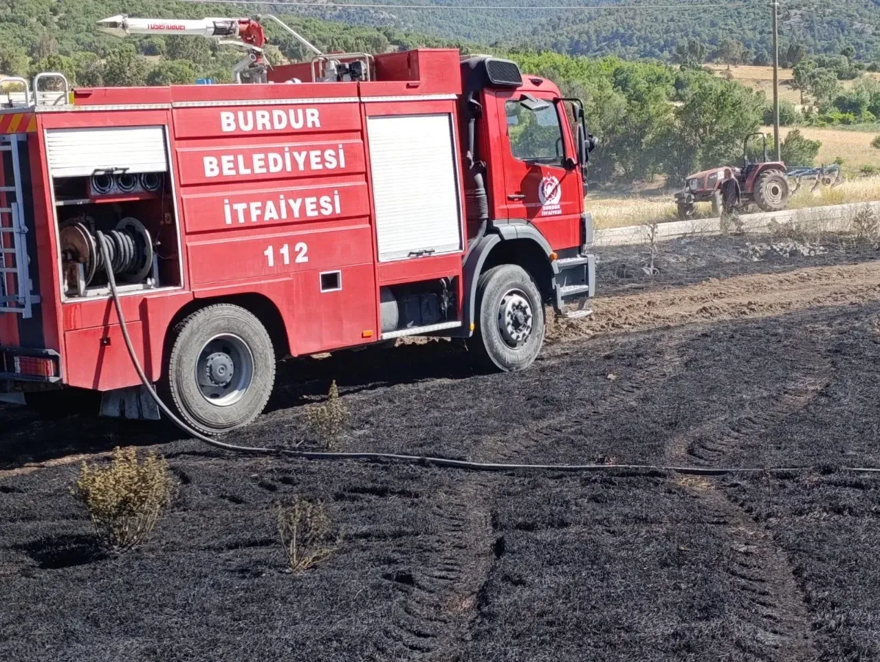 Burdur Örencik’te Yangın! 5 Dönümlük Ceviz Bahçesi Kül Oldu 3