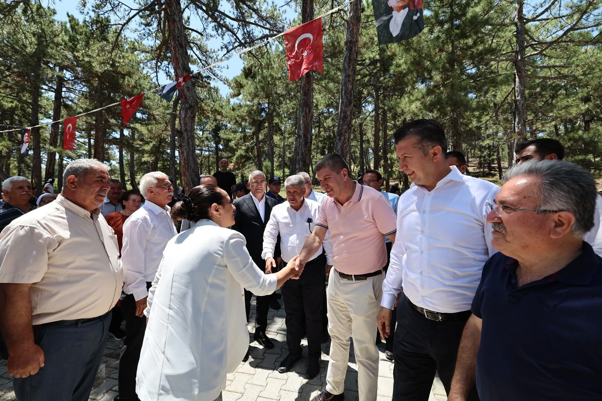 Burdur’da 29. Aşure Ve Niyazi Baba Anma Etkinliği Coşkuyla Gerçekleşti 1