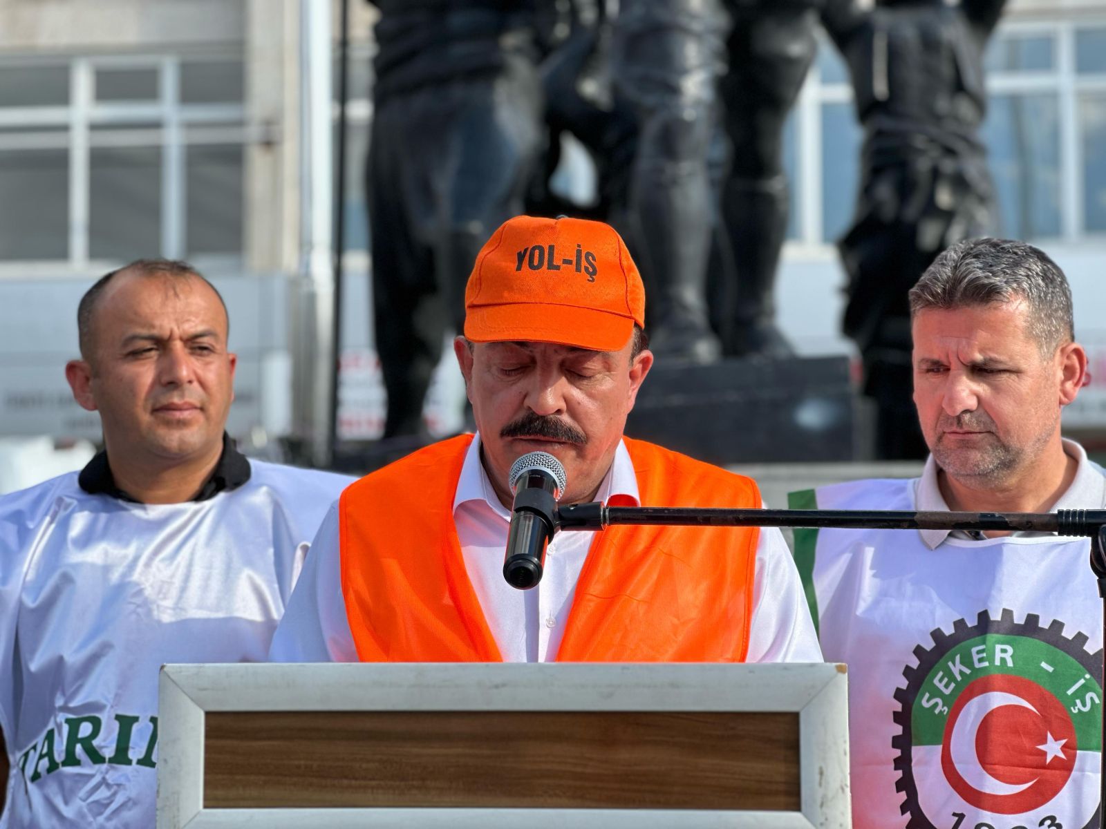 Burdur’da İşçiler Meydanlara İndi 3