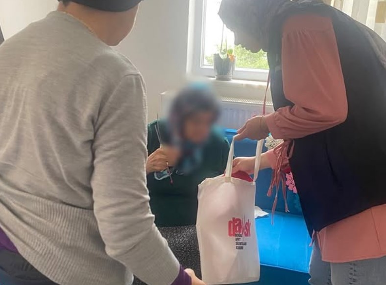 Burdur’da Özel Gereksinimli Bireylerin Ailelerine Evde Afet Eğitimi Veriliyor Haberiçi