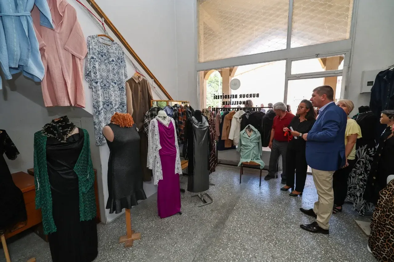 Engelli Kursiyerlerden El Emeği Sergisi Dikiş Nakış Atölyesi Göz Kamaştırdı 2