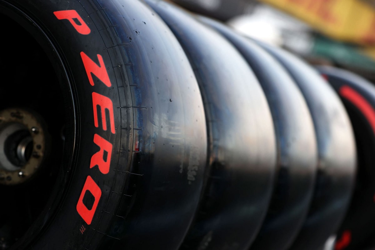 Formula 1 Araçlarının Lastikleri Neden Düz (2)