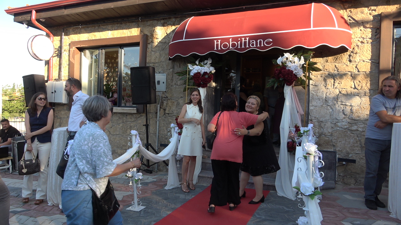 Isparta’da “Hobi̇hane” Açildi El Sanatlari Tutkunlarina Yeni̇ Buluşma Noktasi (14)