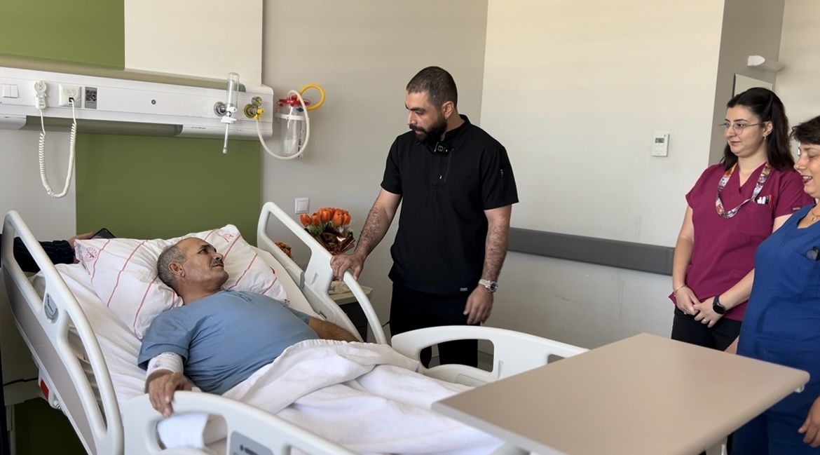 Manisa Sehir Hastanesinden Ortopedi Alaninda Buyuk Basari