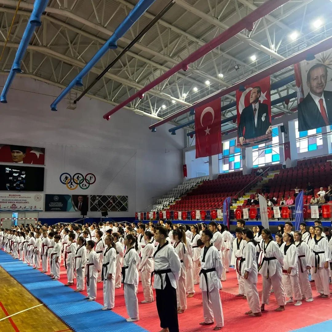 Taekwondo’da Ustalık Yolculuğu Burdur’da! 13 İl, 224 Sporcu Aynı Tatamide 2