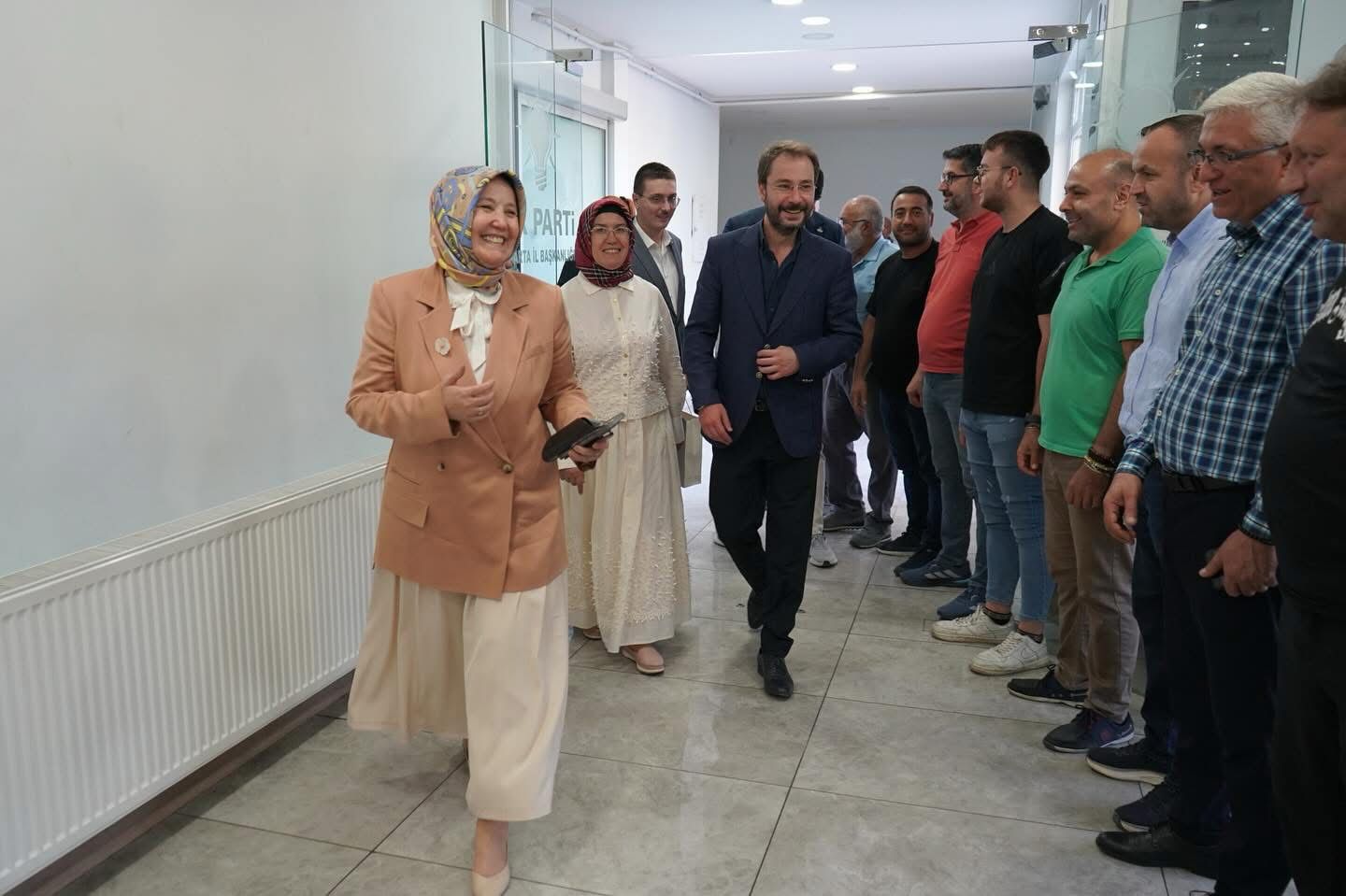 Ak Parti İl Başkanı Er, Bakan Yardımcısı Yenigün’ü Ağırladı (3)