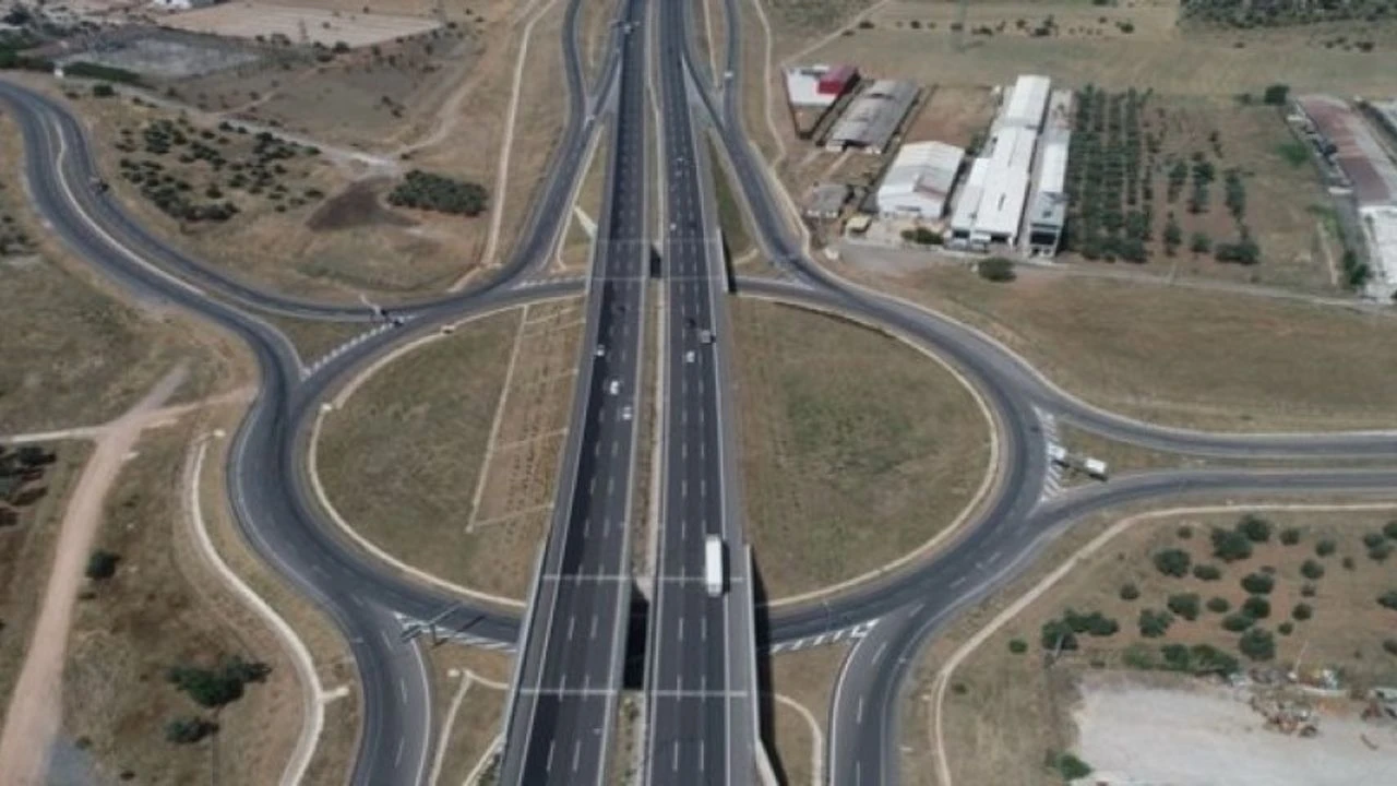 Antalya Afyon Yeni̇ Yol