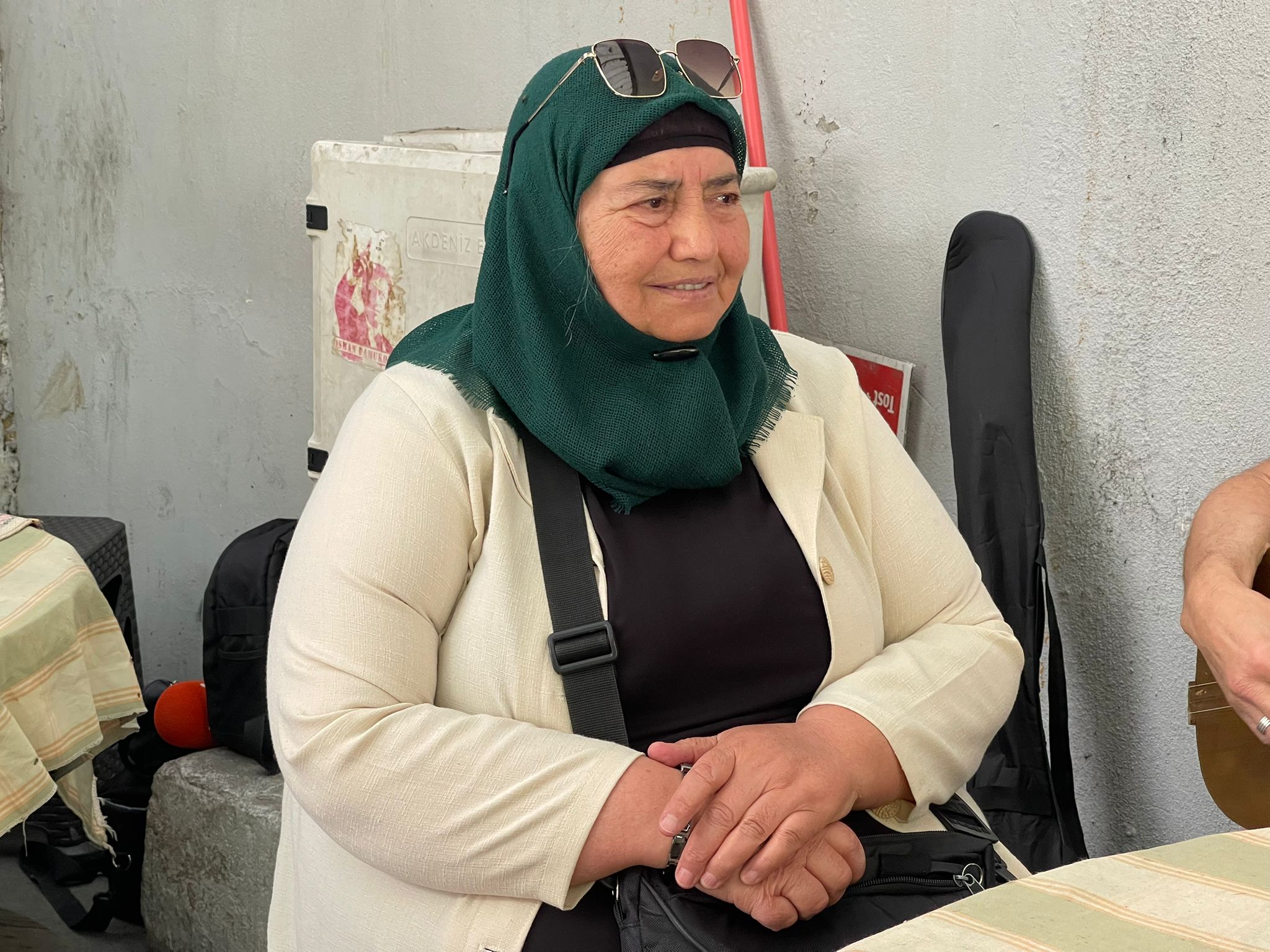 Depremzede Saadet Teyze Isparta'da Yaralarını Sardı (2)