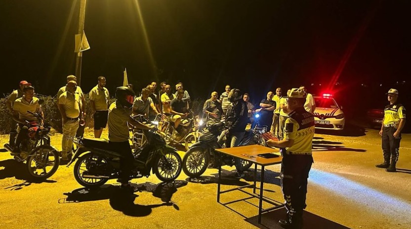 Eğirdir’de Motosiklet Sürücülerine Trafik Denetimi (1)